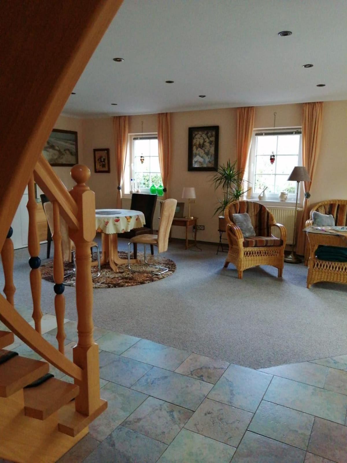 Haus-Schiffer-Ferienwohnung-Lilli Rhauderfehn Buitenkant foto